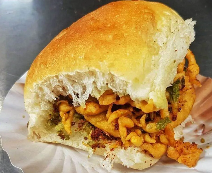 order vada pavs in Mumbai