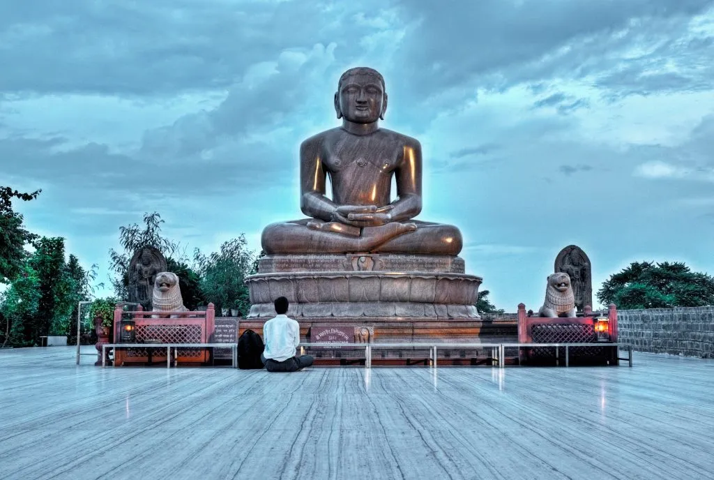 Tallest Tirthankar statues 