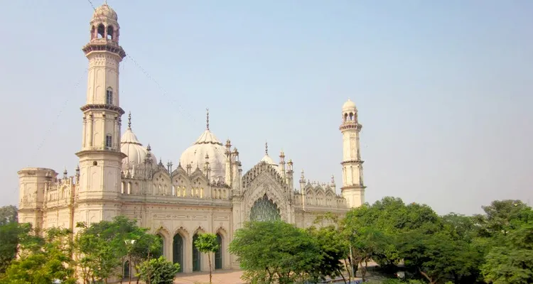 Tourist places in Lucknow