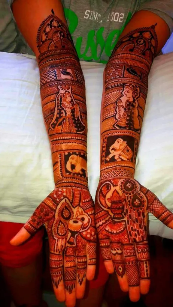 Henna artists in Delhi 