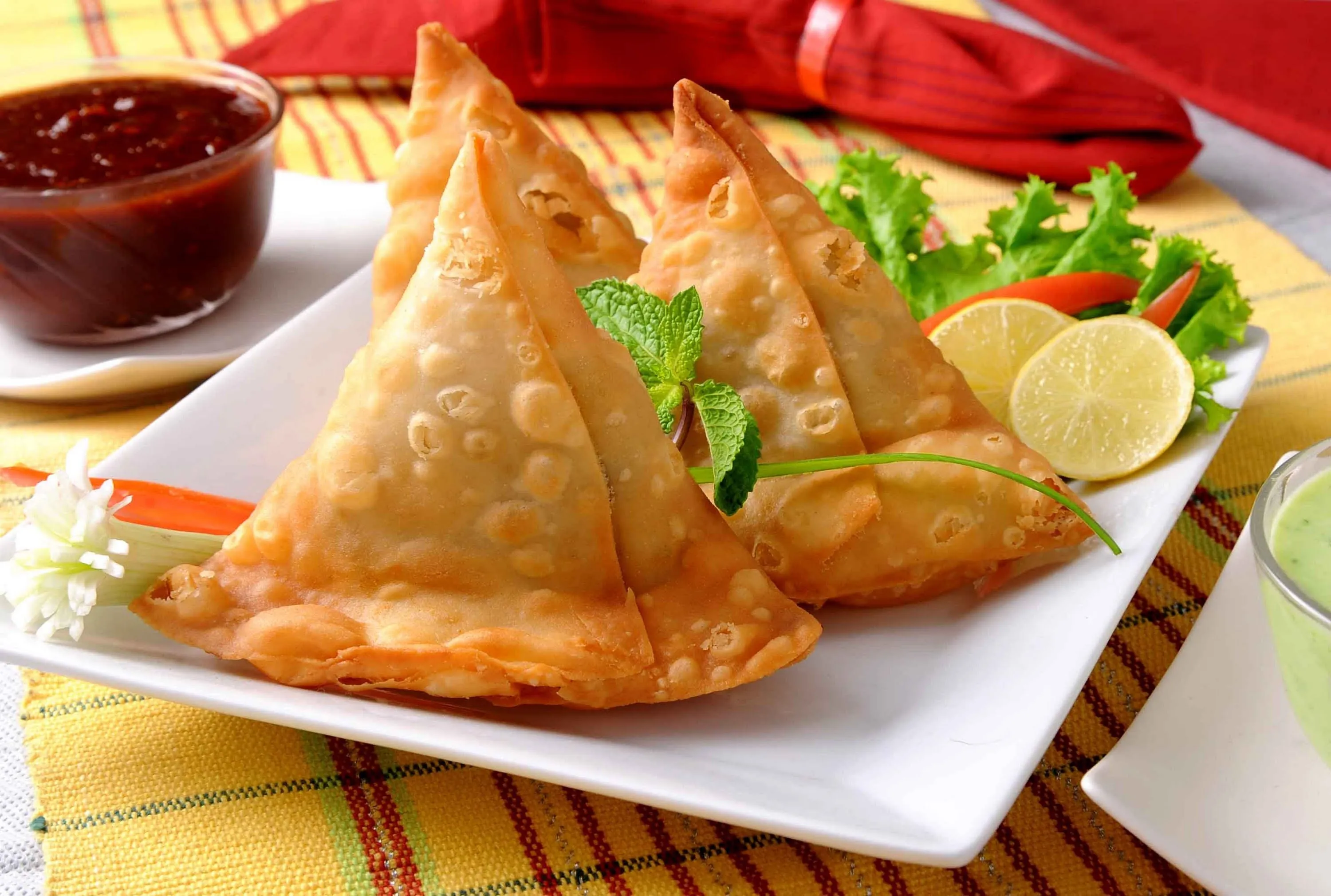 order Samosas online in Mumbai.