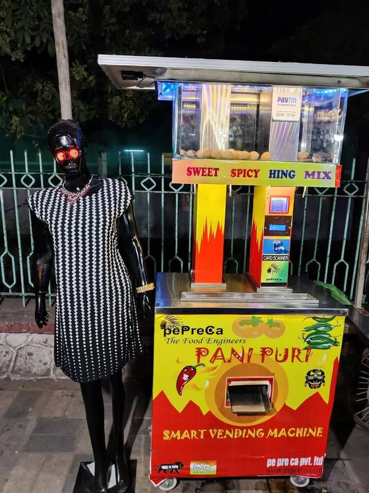 robot pani puri