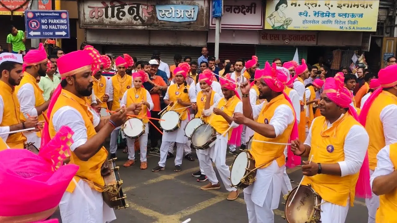 Dhol Tasha Pune