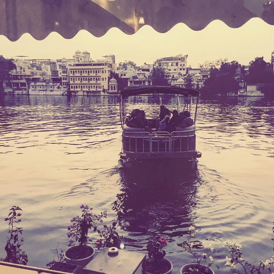 Jheel’s Ginger Coffee Bar and Bakery