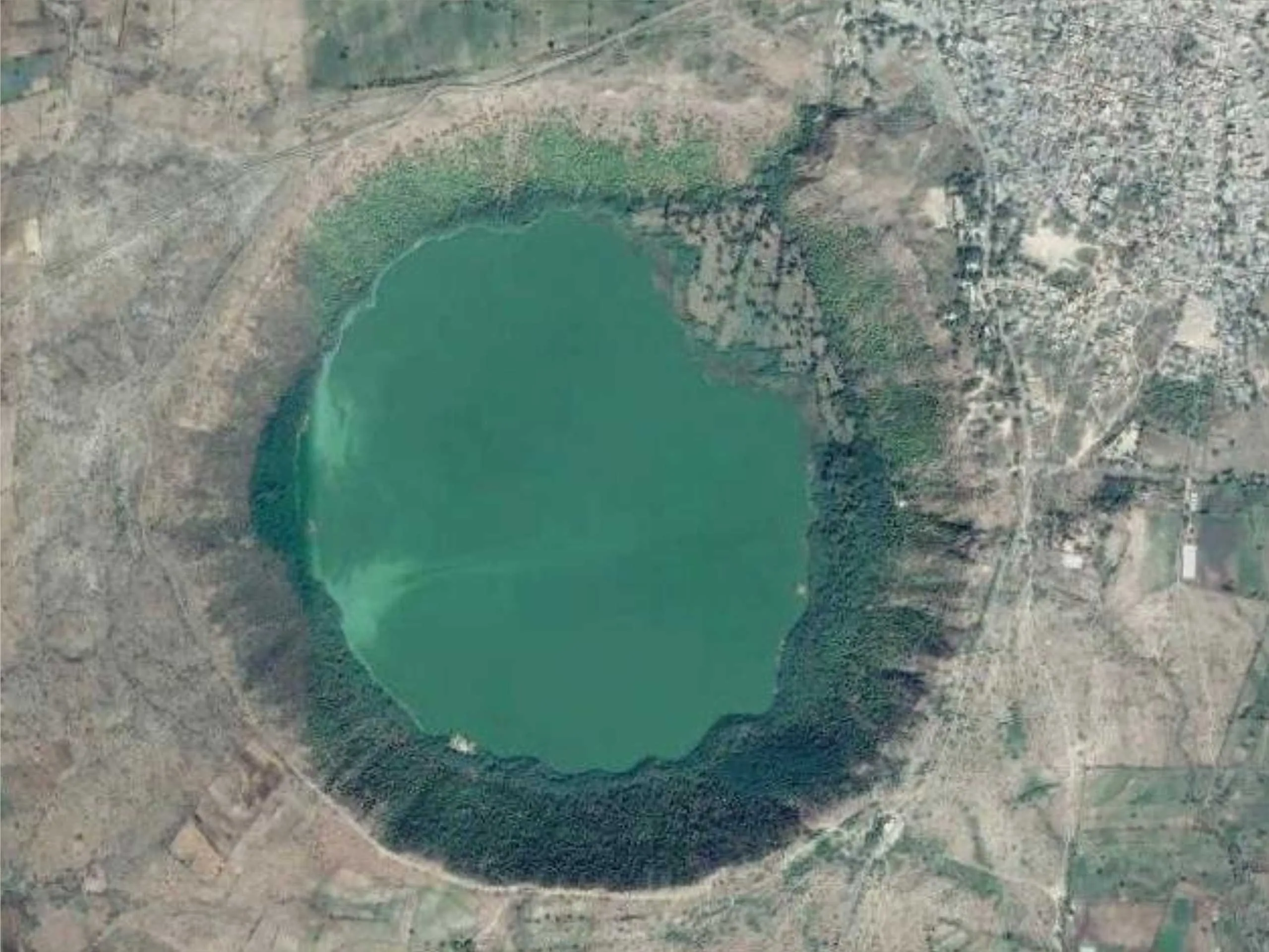 lonar lake