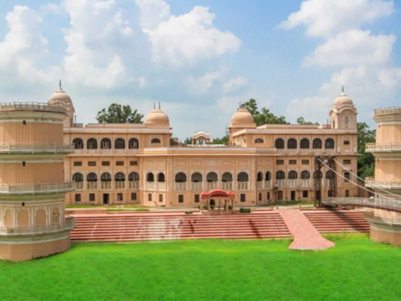 Sheesh mahal patiala