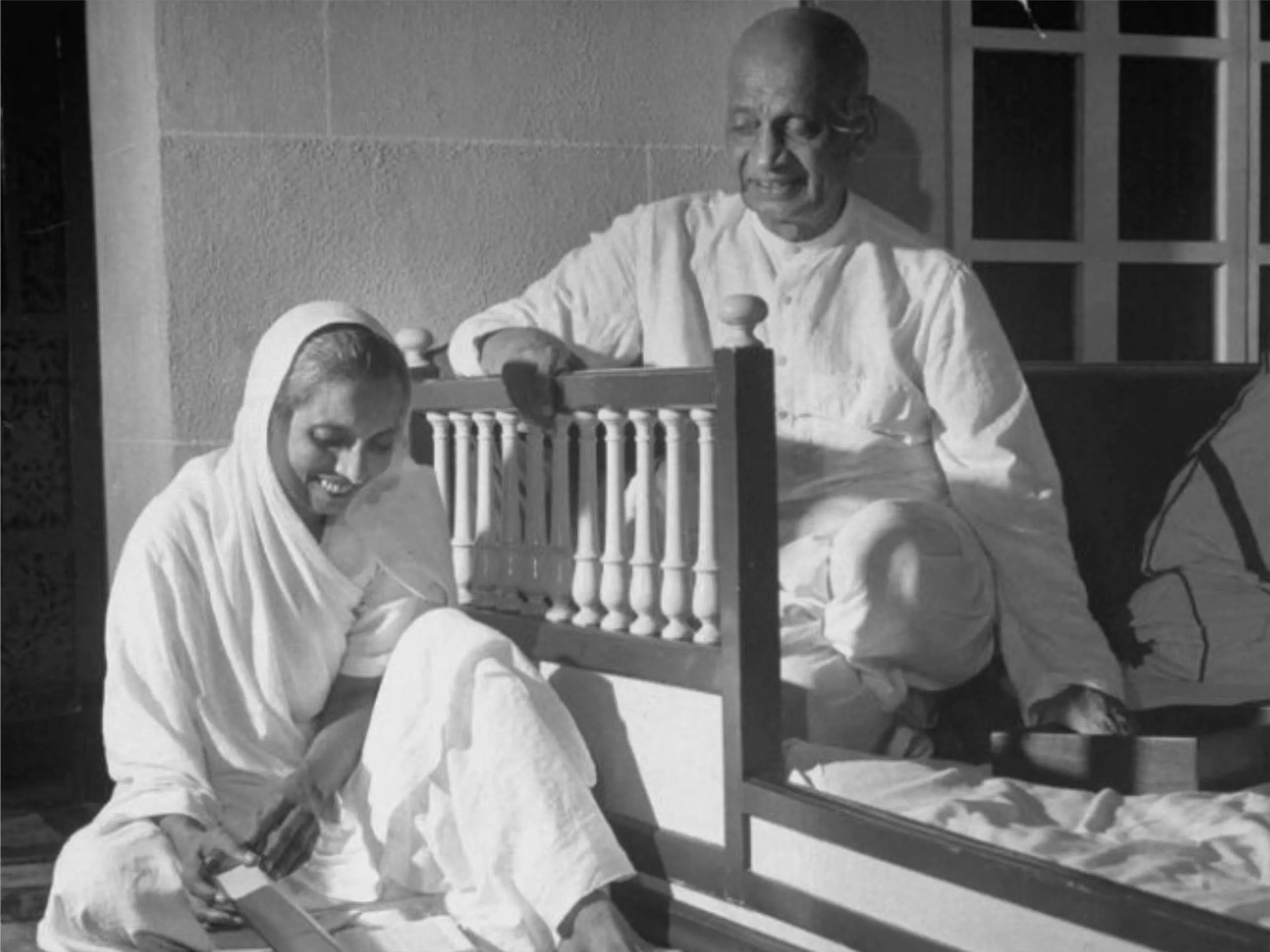 Iron Man Of India Sardar vallabh bhai Patel With wife