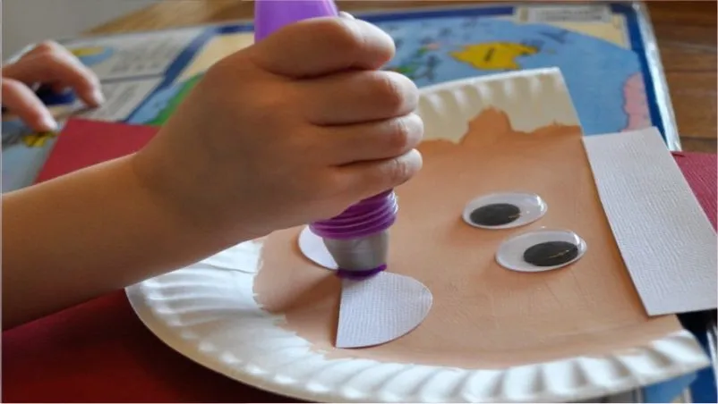 Craft Time Santa Claus Made of Paper Plate