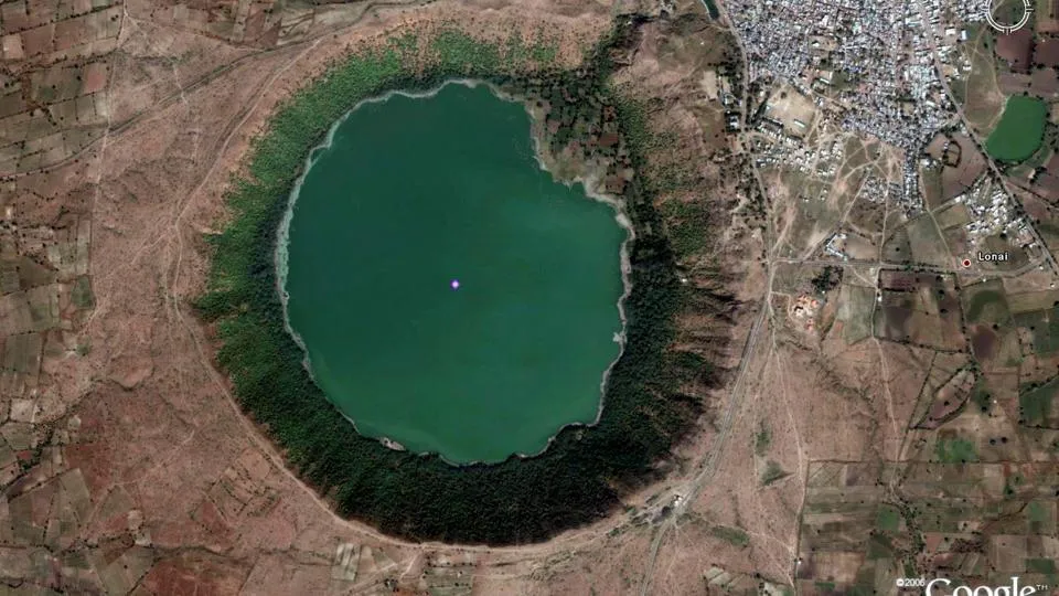 लोनर-नदीः-mystery-of-lonar-river-nasa-is-also-surprised