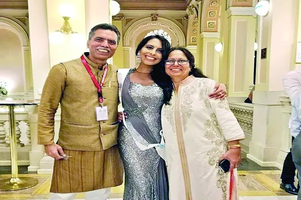   Miss Def India and Asia 2018's Nishtha Dudeja received National Award in the 'Role Model' category by the Vice President