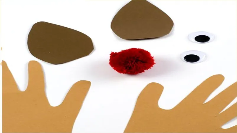   Craft: Reindeer craft made of paper plate