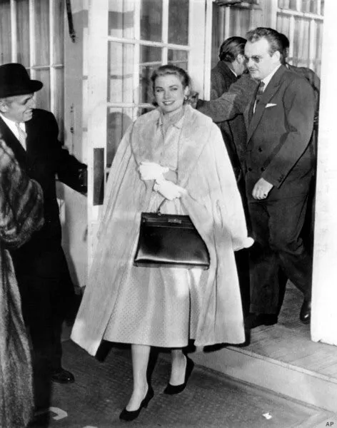 Princess Grace Kelly and the History of the Hermès Kelly Bag | Baghunter