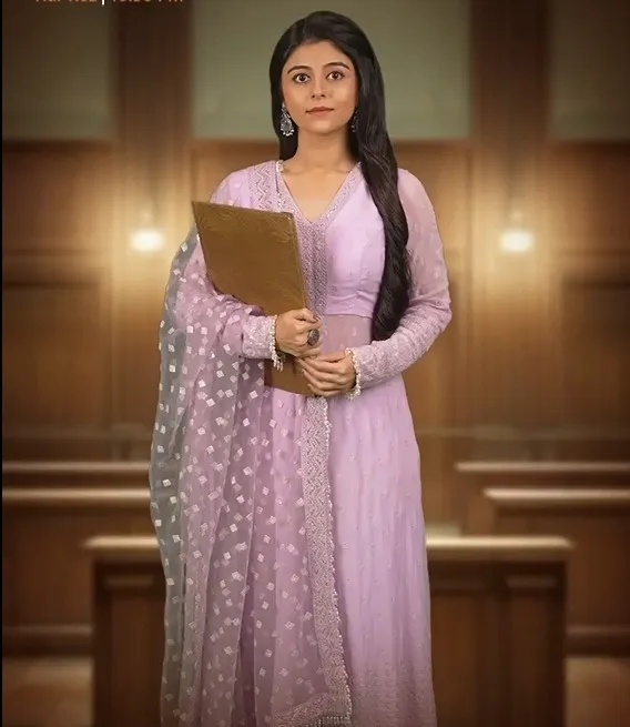 फ 