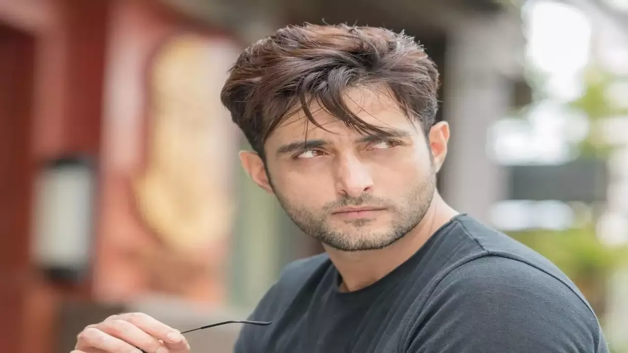 Kisko Tha Pata: Adil Khan