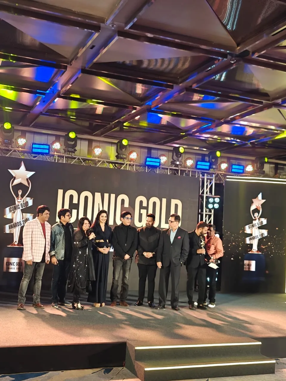 Sanjay and Binaiferr Kohli’s ‘Bhabiji Ghar Par Hai’ on & TV, Shines at Iconic Gold Awards, Wins Best Comedy Show 