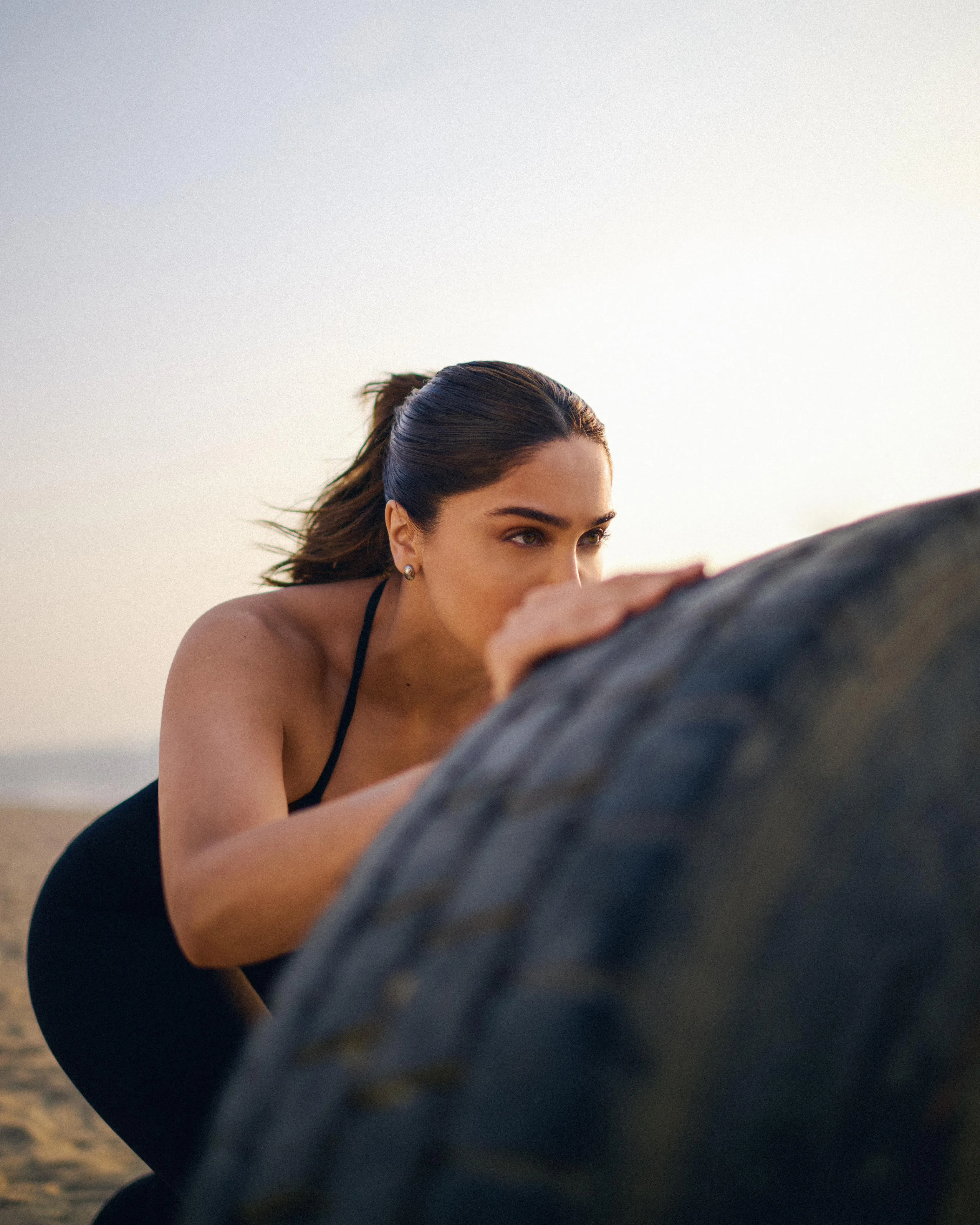 Sharvari flips tyres on a beach, prepares for another intense Alpha action schedule!