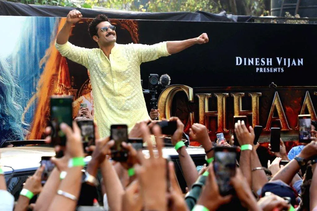 Vicky Kaushal and Rashmika Mandanna reached Dadar for the advance booking poster launch of Chhaava