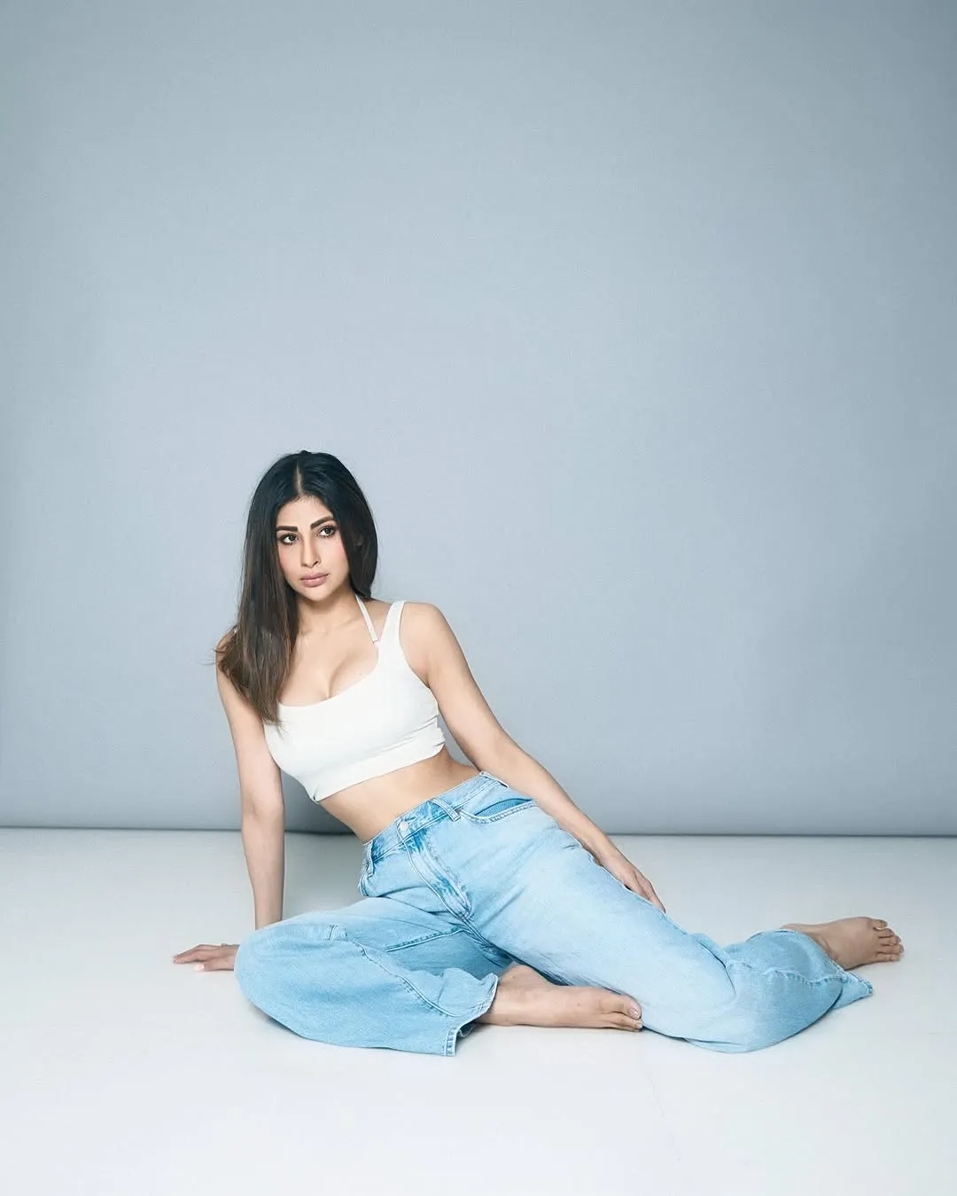 mouni roy