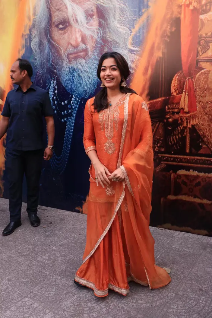 Vicky Kaushal and Rashmika Mandanna reached Dadar for the advance booking poster launch of Chhaava