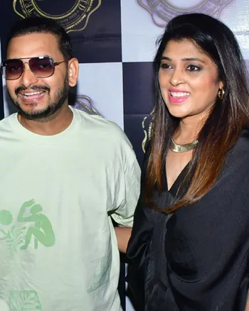 There was a star-studded gathering at the screening of Bobby Aur Rishi Ki Love Story