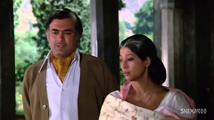 Aandhi (1977)