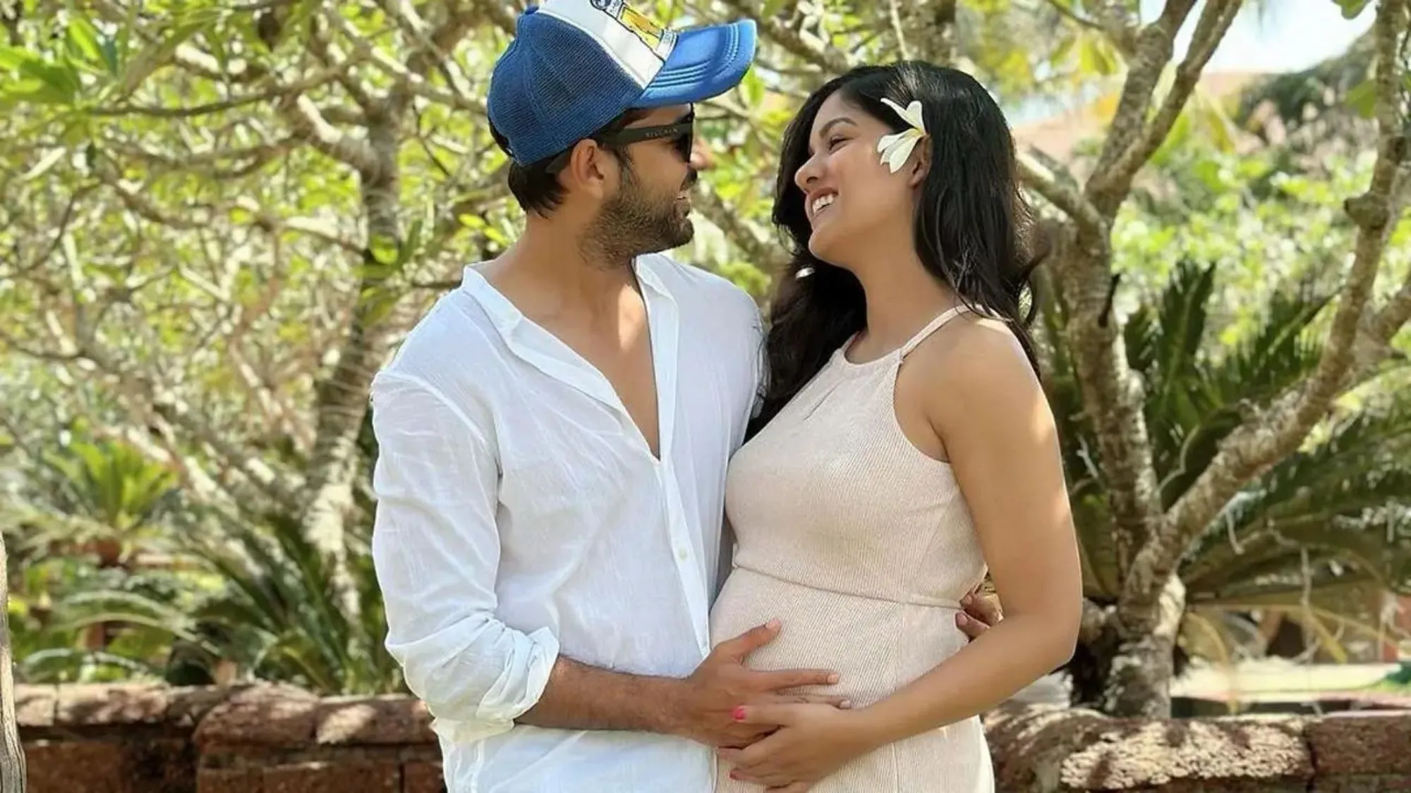 vatsal sheth and Ishita Dutta