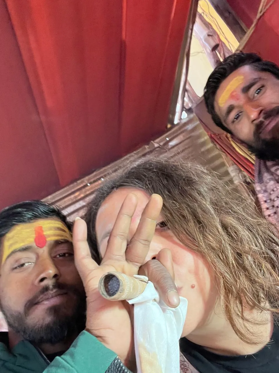 Gioconda Vessichelli said I wanted to enjoy my Kumbh in the true sense with the sadhus who live naked