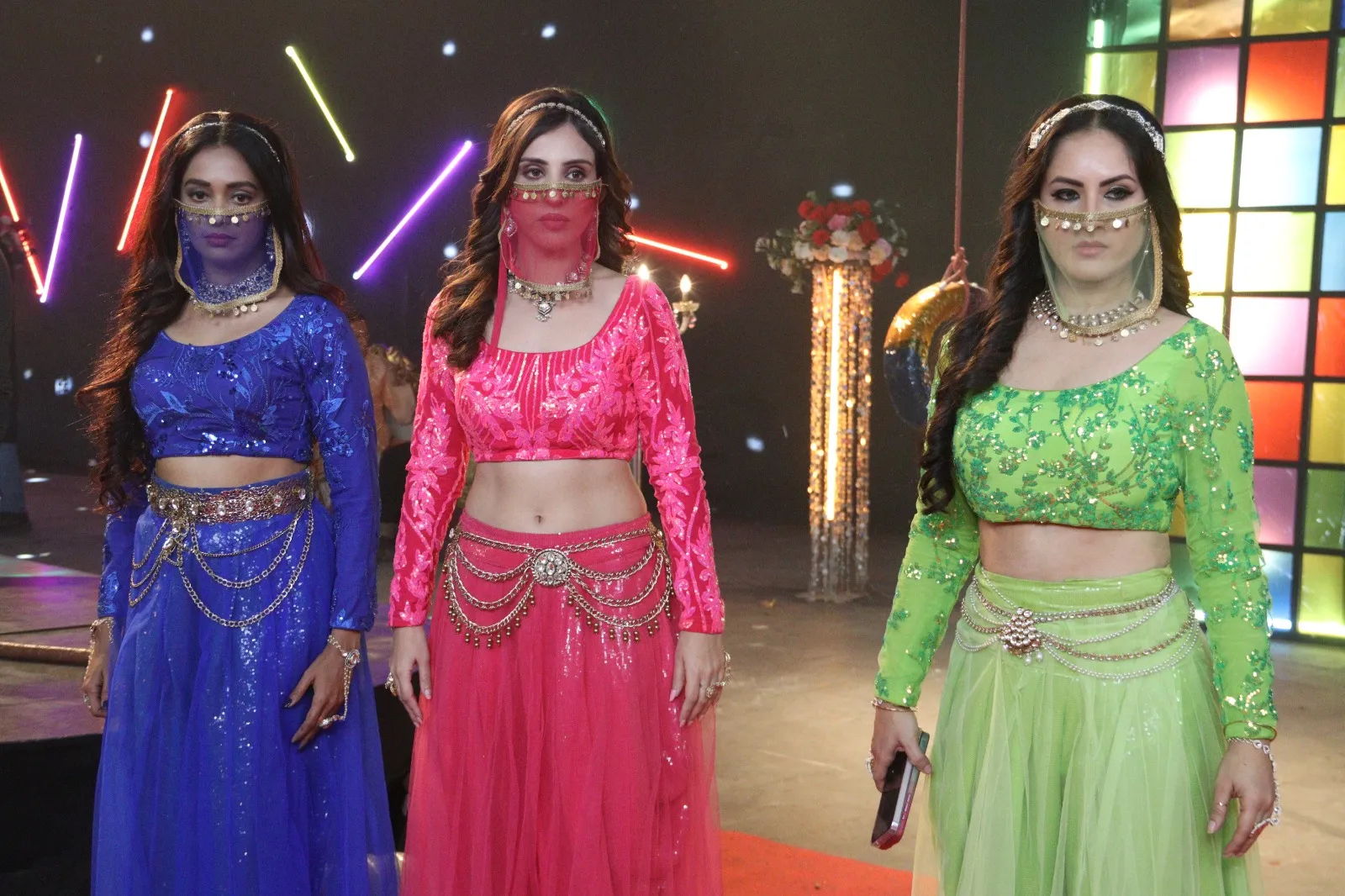 Simaran Kaur Mugdha Chaphekar and Puja Banerjee Lead a Power Packed Fight Sequence in Jamai No 1