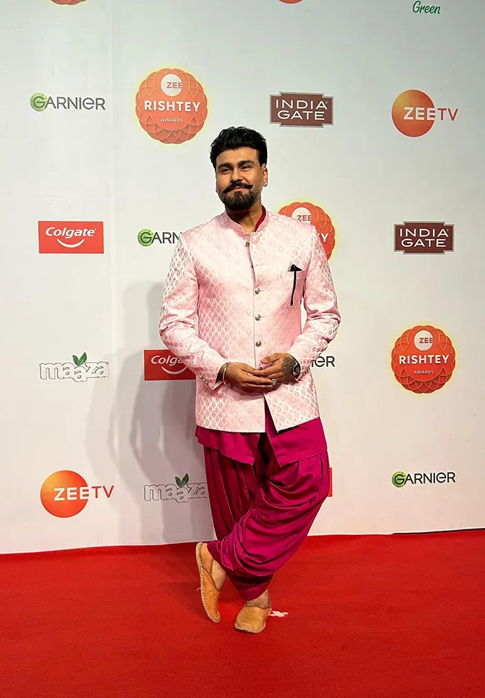 Stars at Zee Rishtey Awards 2025