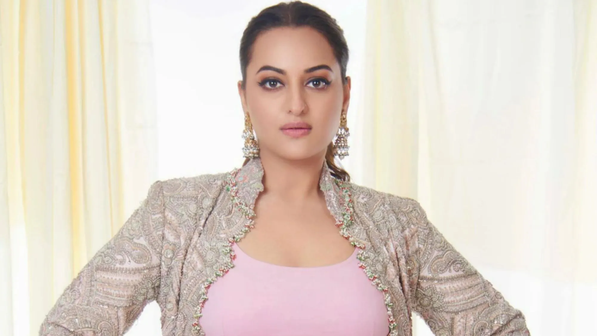 sonakshi sinha