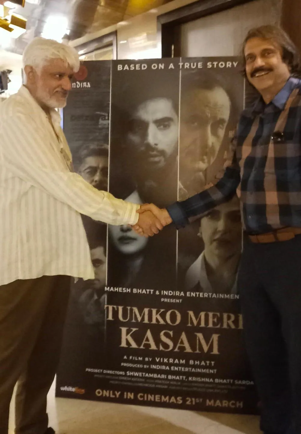 Director Vikram Bhatt welcoming journalist Chaitanya Padukone