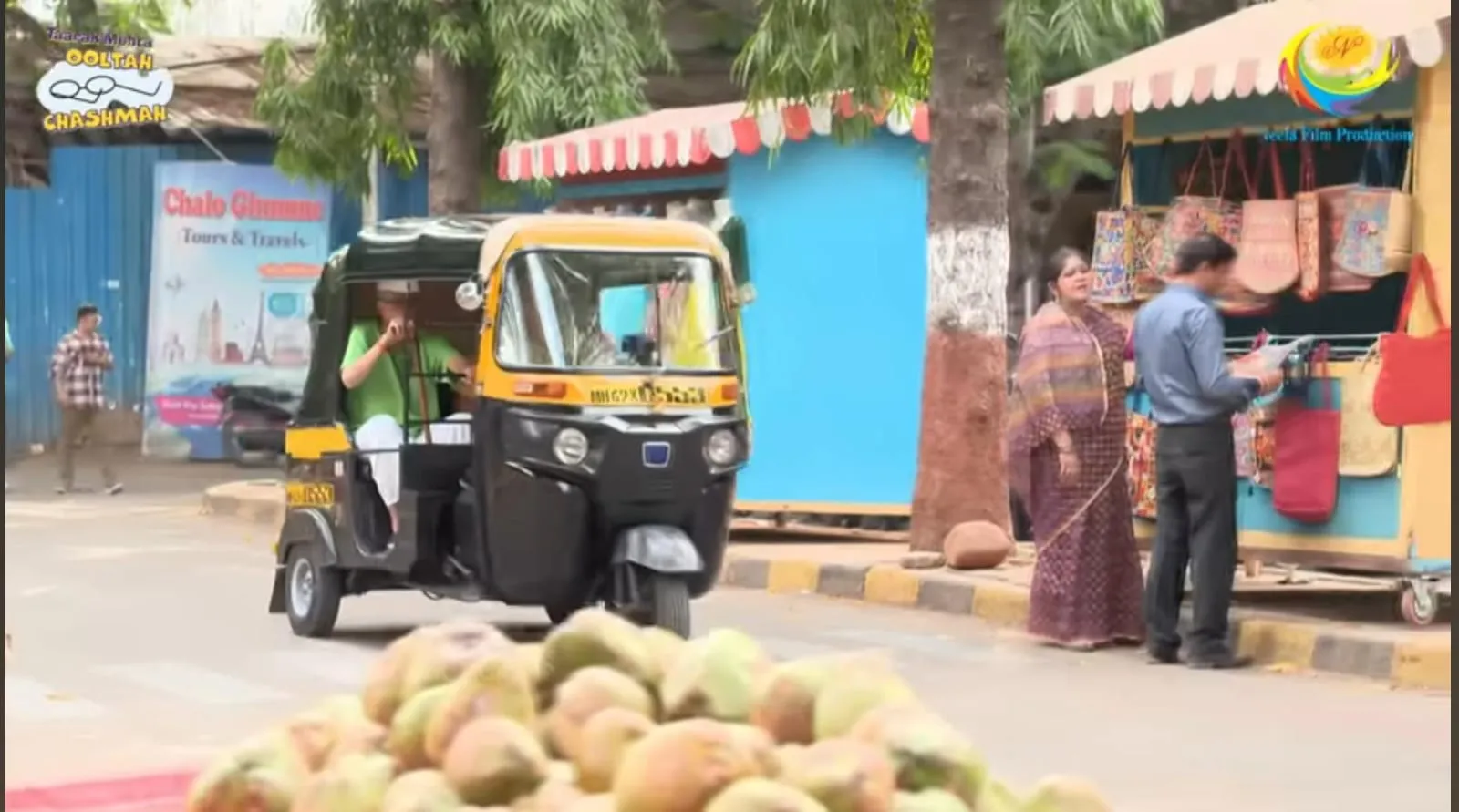 Sneak Peek of Today TMKOC Episode Bhide grows suspicious as Tapu Sena sneaks away
