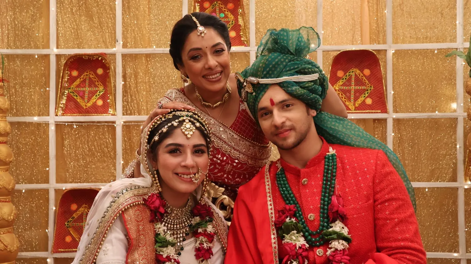 Anupamaa Episode Update Watch the memorable garland of Raahi and Prem in the wedding episode of the show Anupama