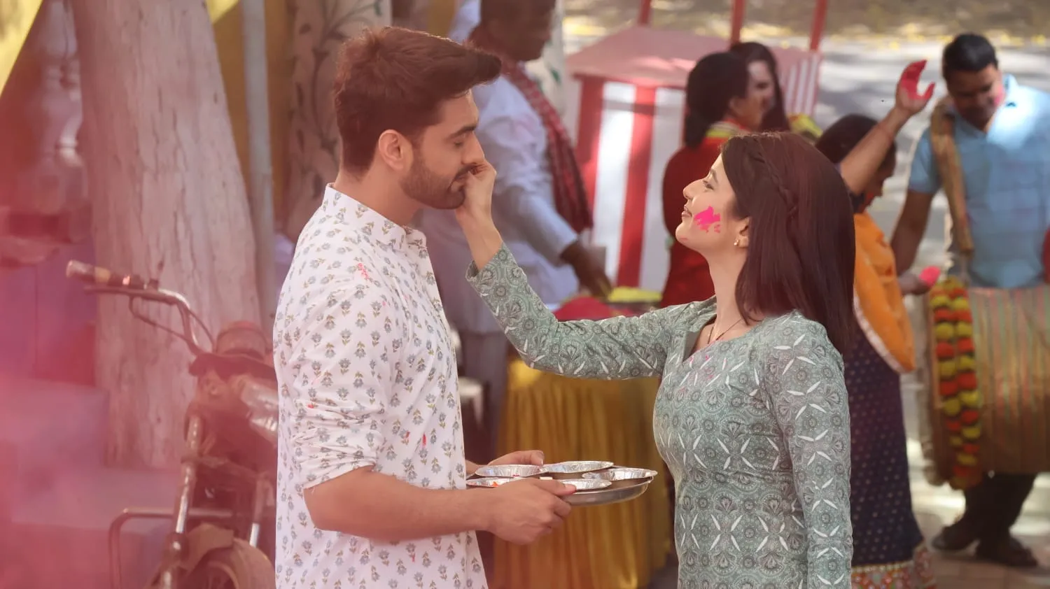 Yeh Rishta Kya Kehlata Hai Holi Episode Update