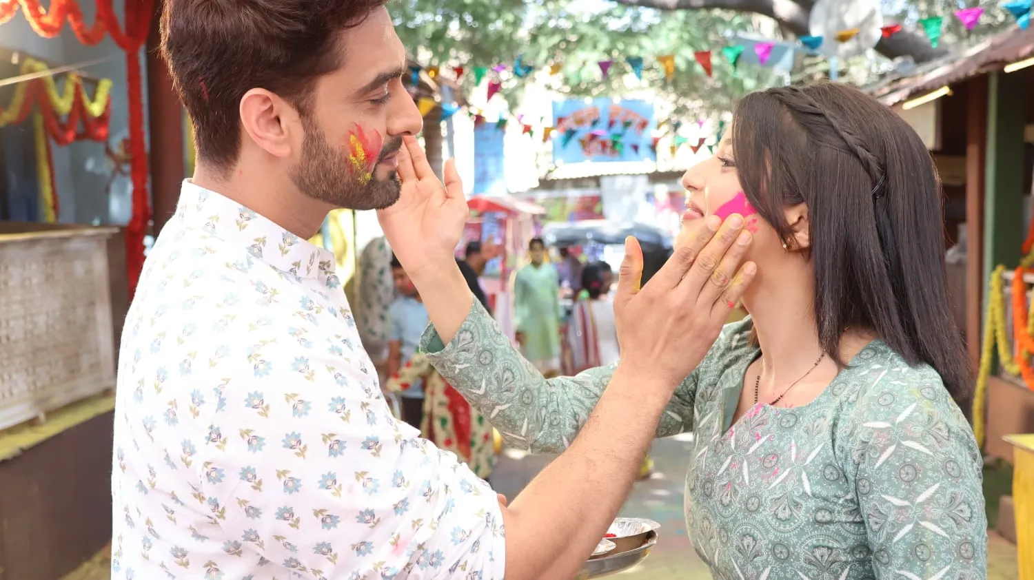 Yeh Rishta Kya Kehlata Hai Holi Episode Update