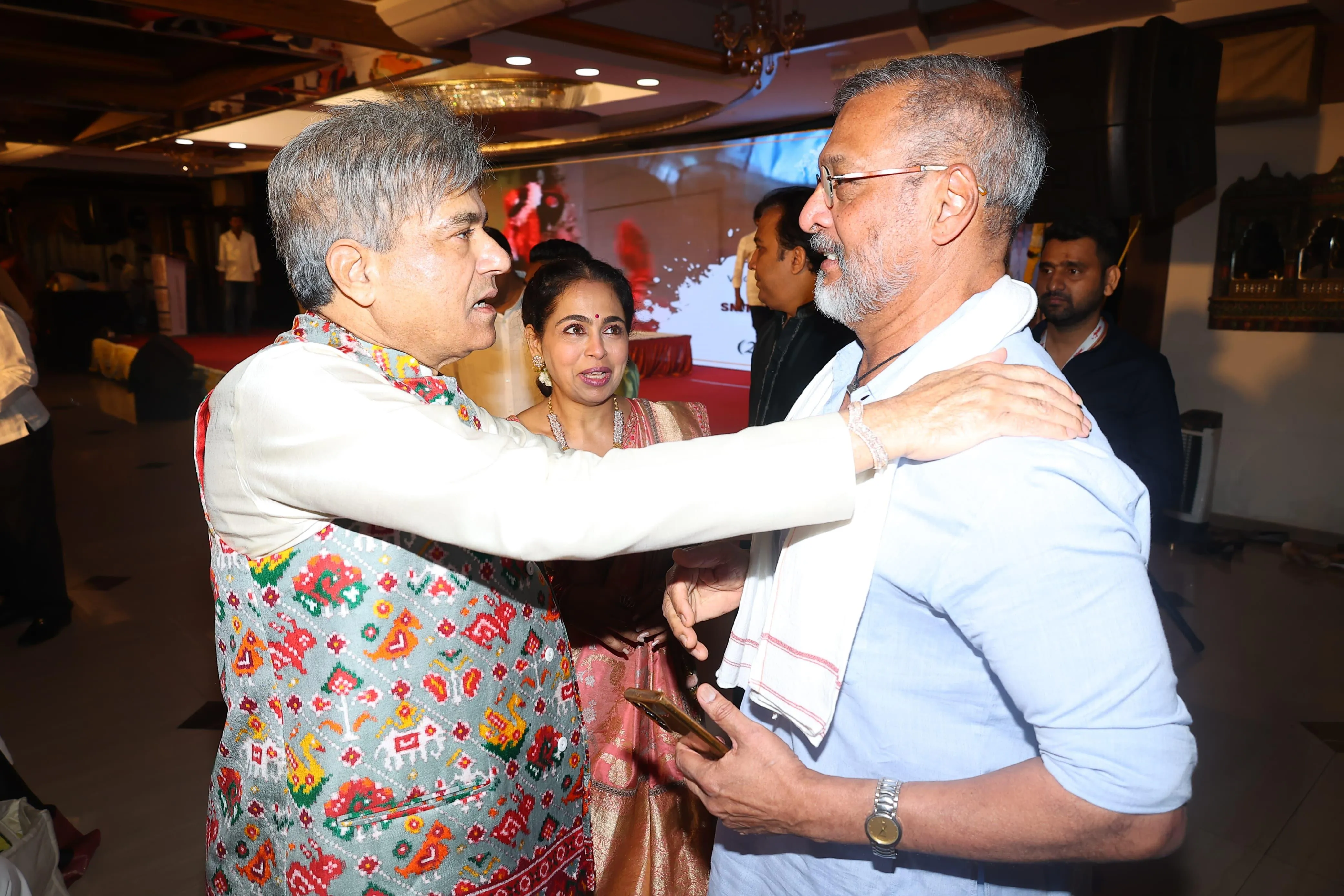 Suresh Wadkar with Nana Patekar
