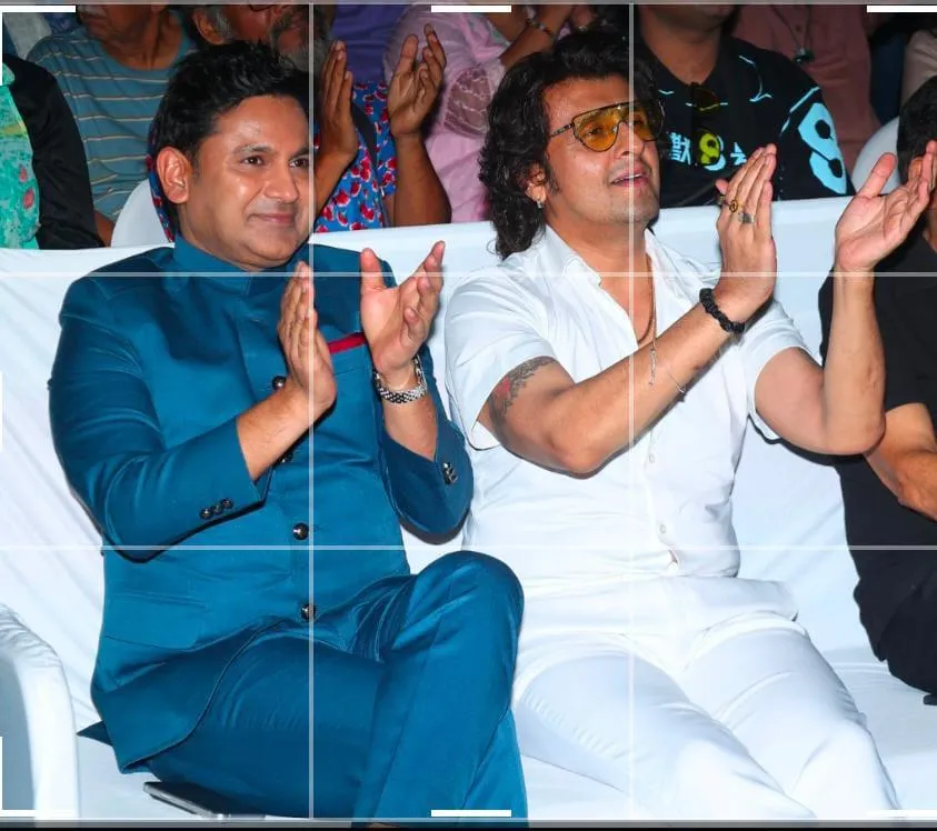 Zordaar taaliyan-- from music celebs Manoj Muntashir and icon Sonu Nigam