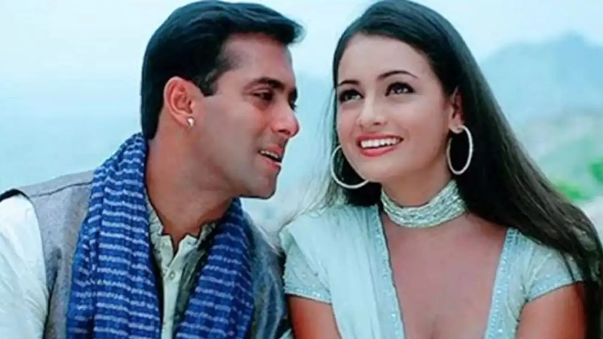 Tumko Na Bhool Paayenge 