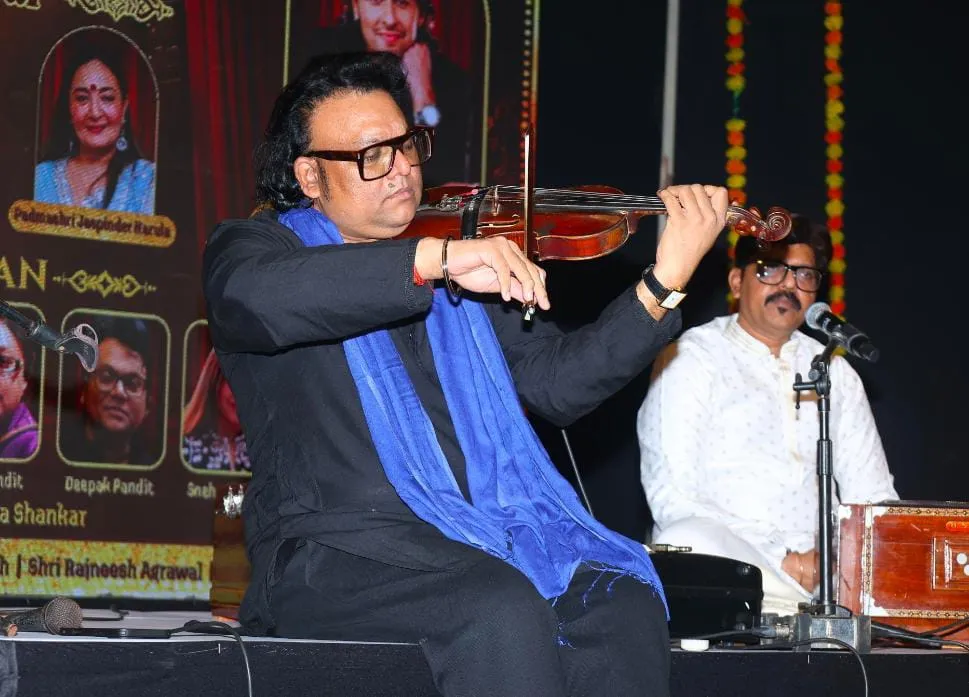 Sonu Nigam,honoured with Shri Shankar Shambhu Memorial Award 2025