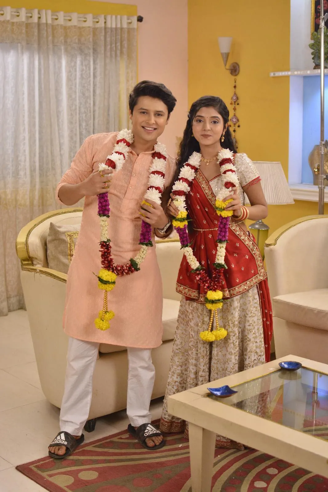 TMKOC today episode Police in Gokuldham Will Bhide excuse calm Mahila Mandal curiosity