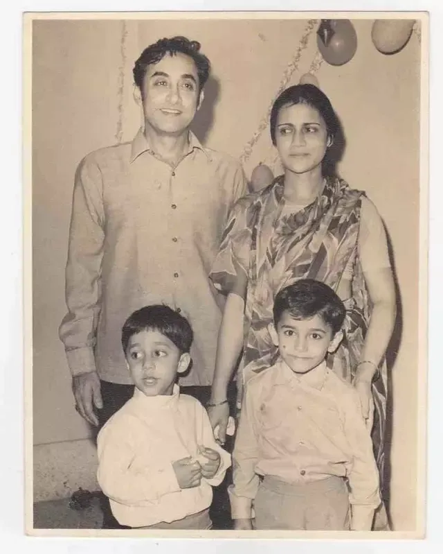 Aamir Khan  father