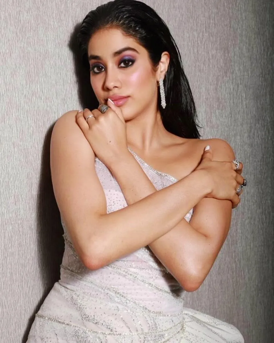 Janhvi-Kapoor-header