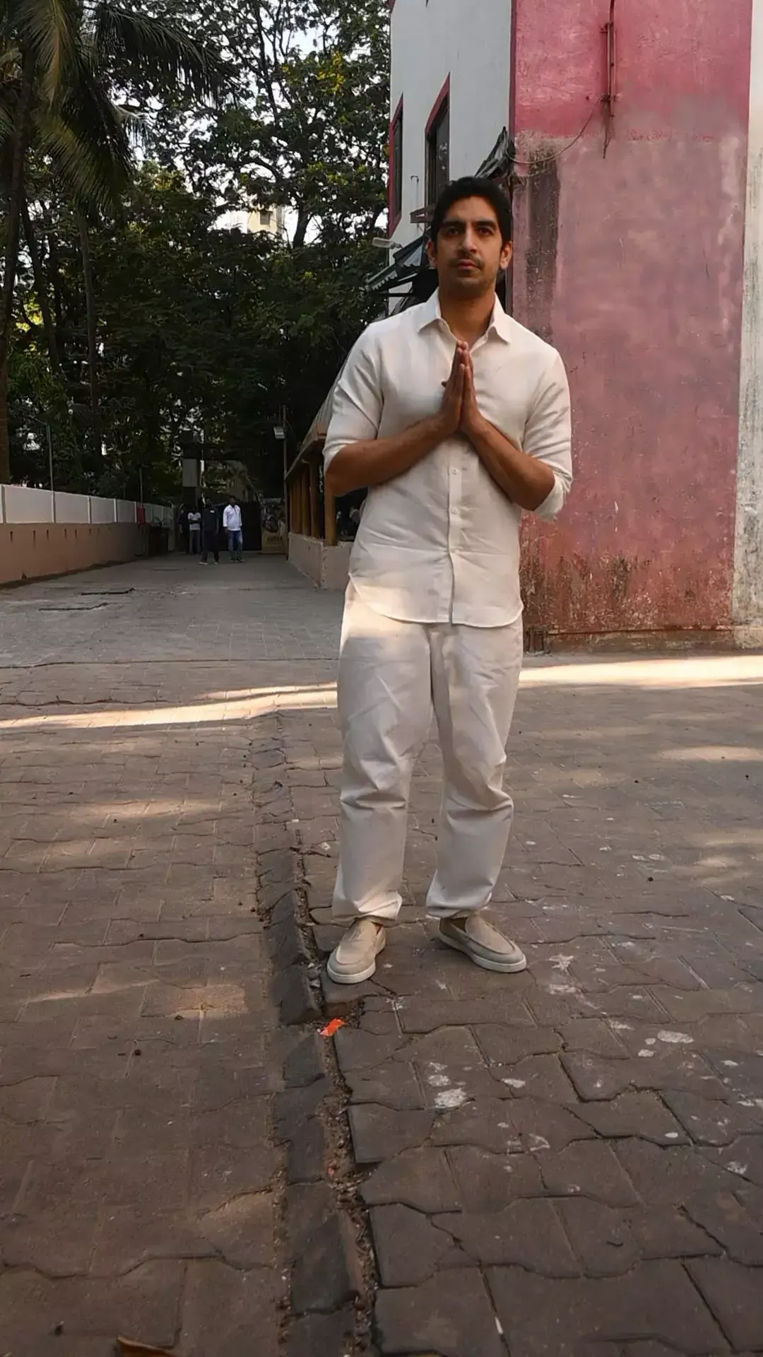 Ayan Mukerji at Deb Mukherjee prayer meet