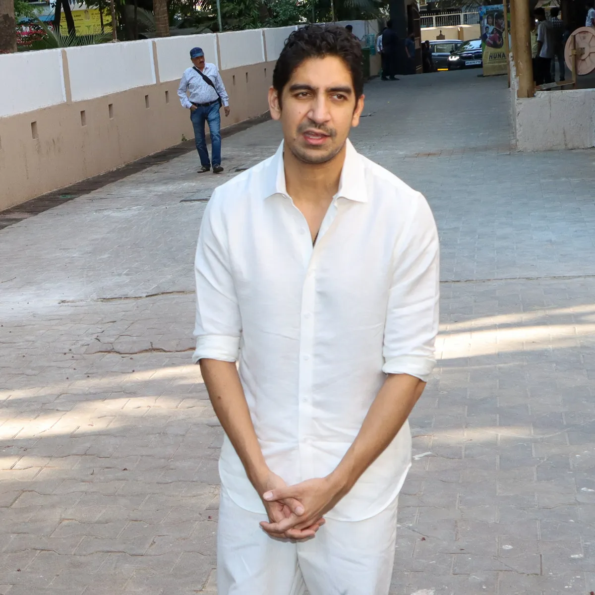  Aayan Mukherjee