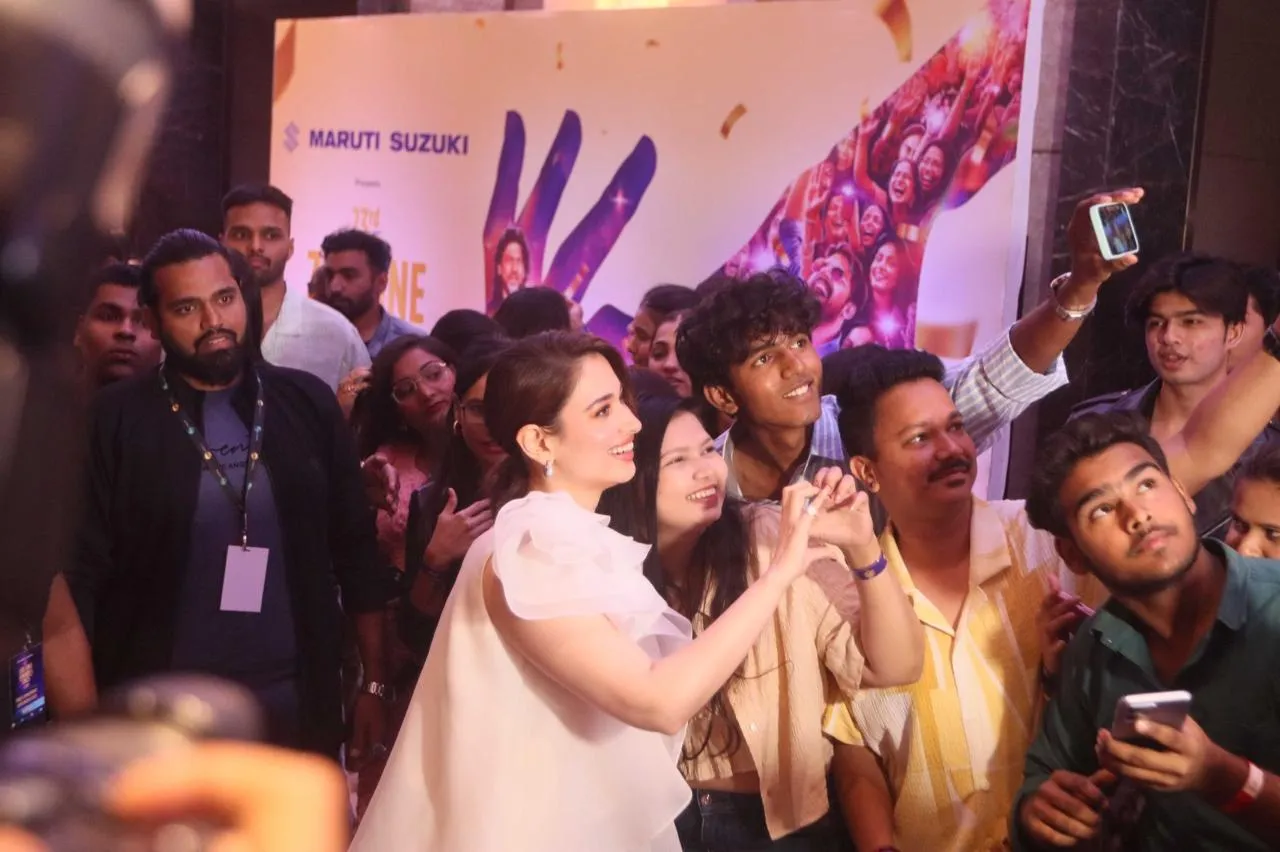 Tamannaah Bhatia, Vaani Kapoor, and Jacqueline Fernandez ignite an EPIC fan frenzy, while a newly crafted trophy is revealed