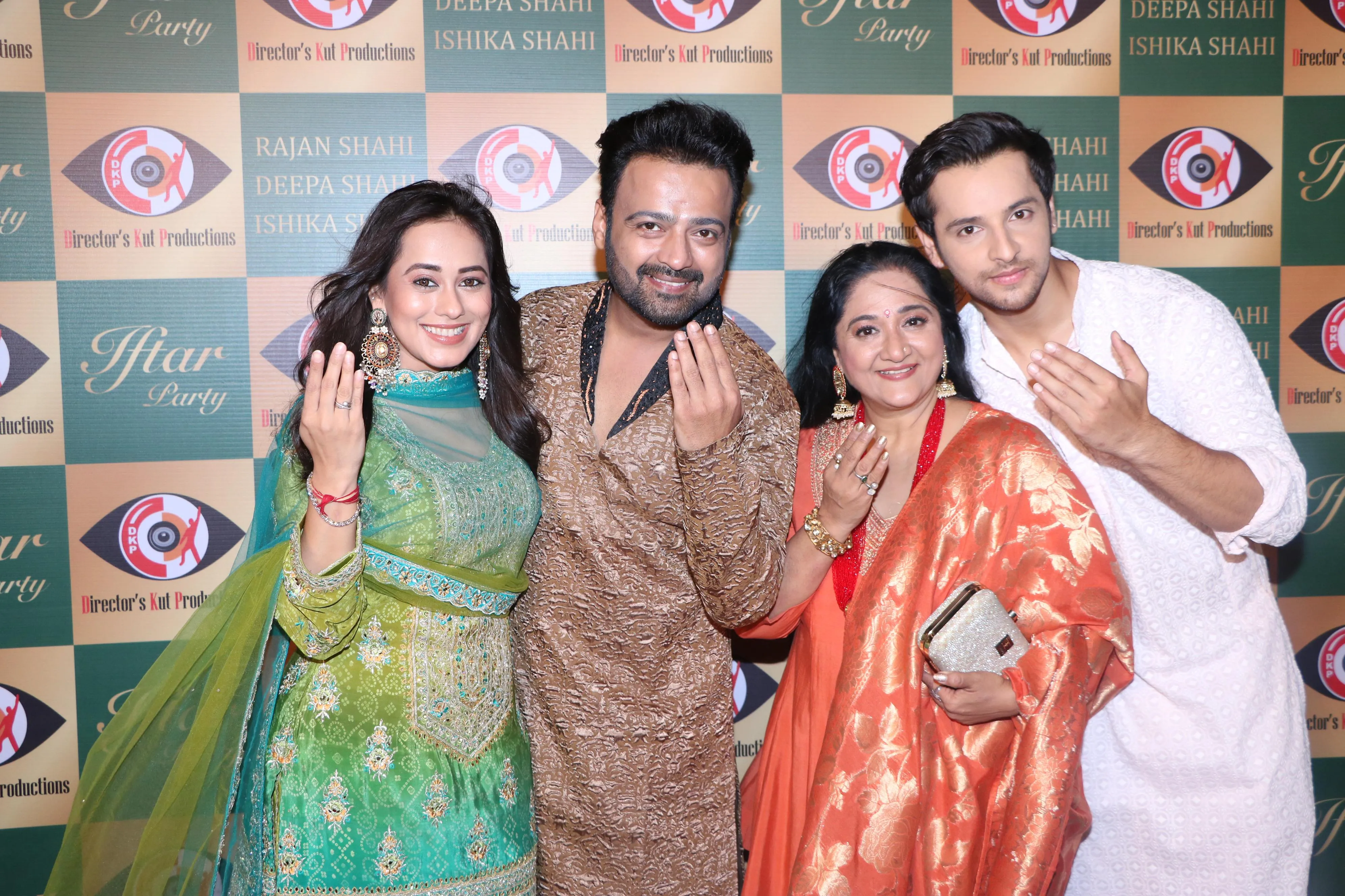Many stars including Rupali Ganguly Anita Raj Samridhii Shukla and Rohit Purohit were seen at Rajan Shahi Iftar party