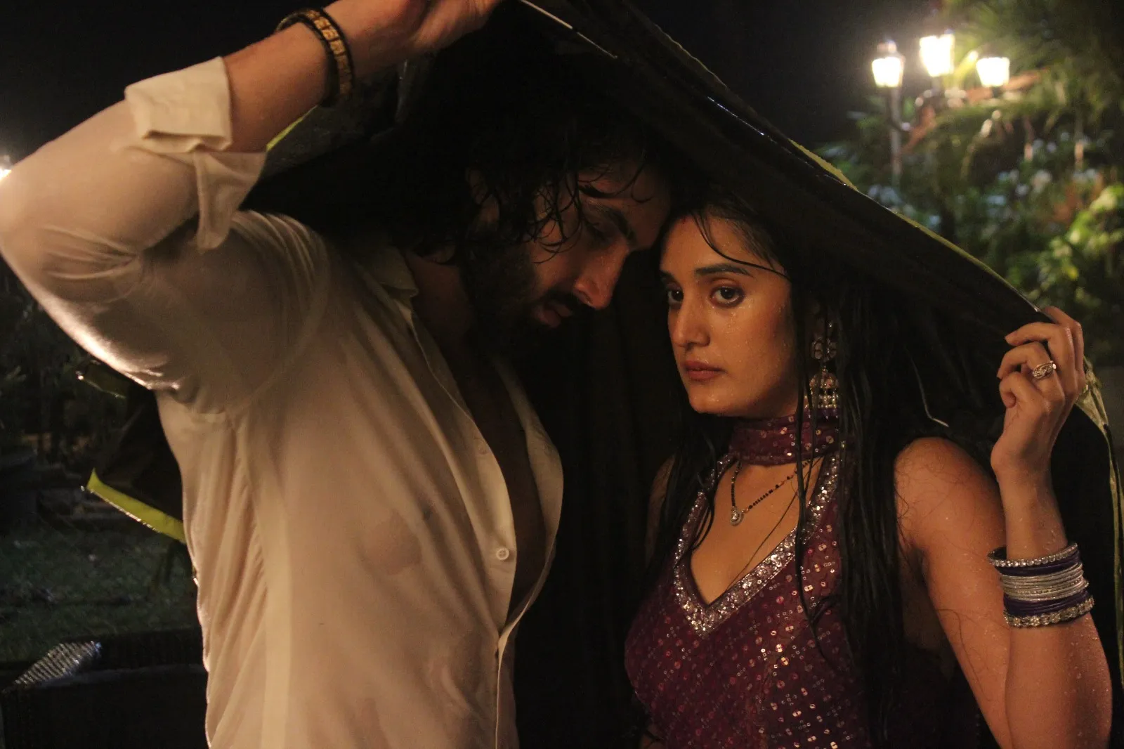 Aayushi Khurana and Bharat Ahlawat recreate the classic magic of Aashiqui in Jaane Anjaane Hum Mile