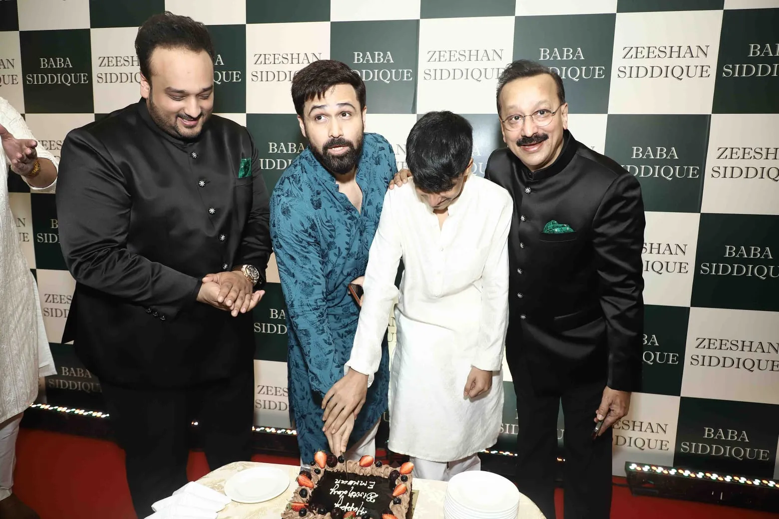 A sneak peek into Baba Siddique 2024 Lavish Iftaar Celebration