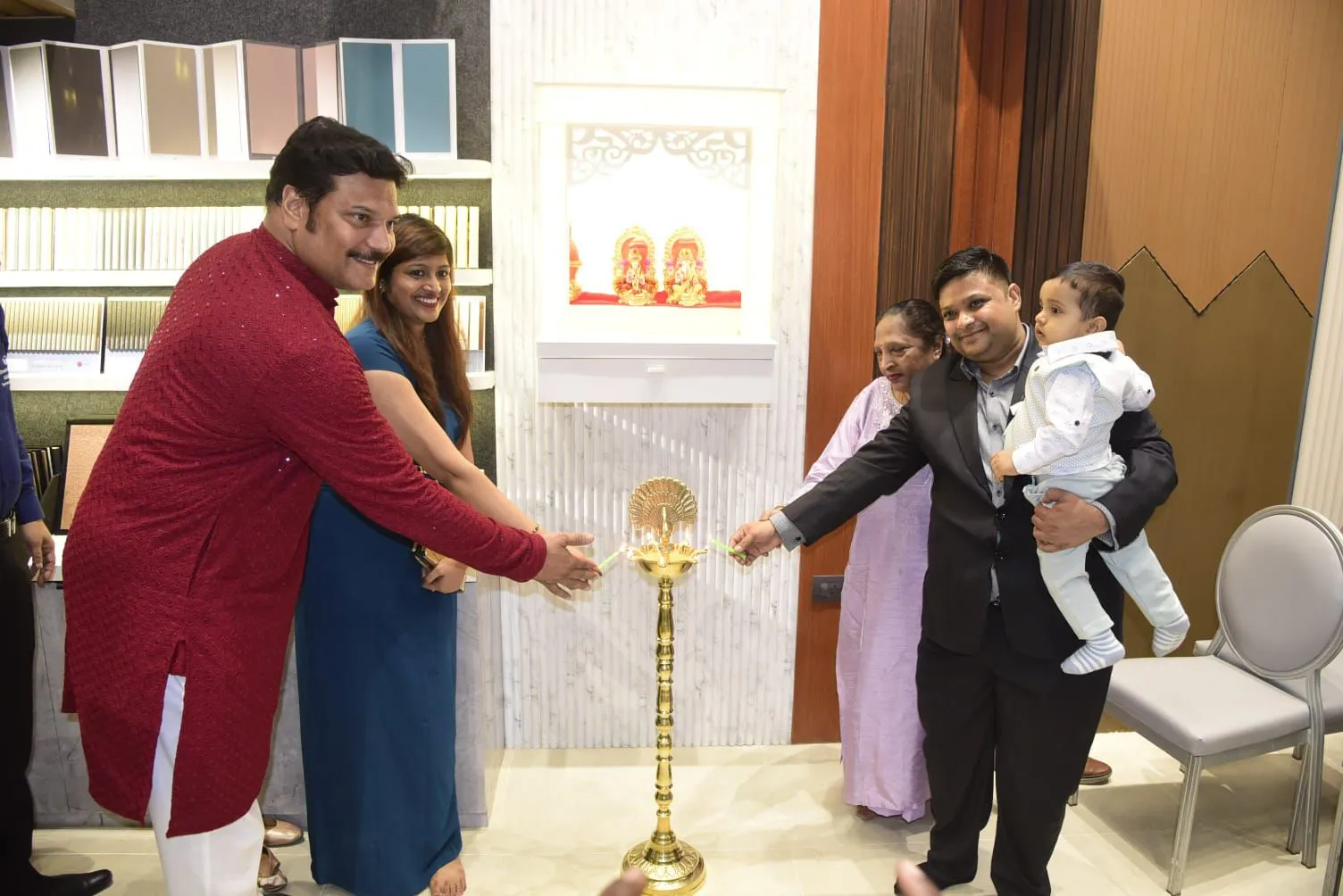 Dayanand Shetty inaugurated Dream House Galleria store in Kolkata