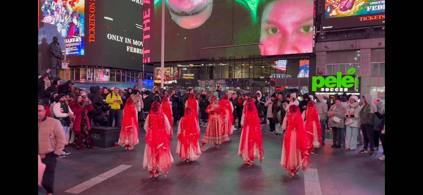 Bihar Neetu Chandra Srivastava shines at Times Square in America